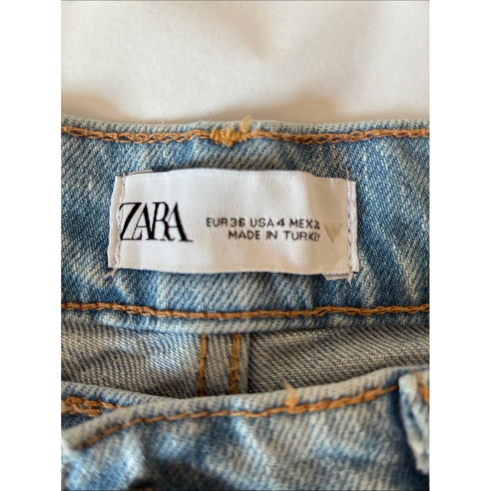 ZARA Size 4 Light Wash Wide Leg Tapered High Waisted Jeans Baggy Slouchy‎ - Picture 9 of 10